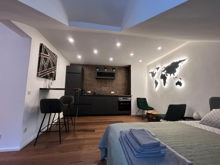 Tiny Wellness Apartment Graz Exterior photo
